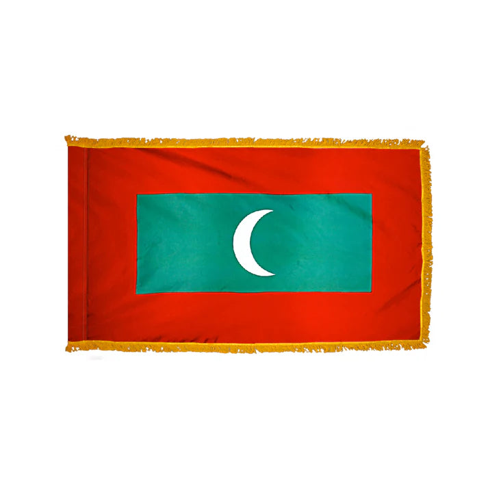Depiction of Maldives Indoor pole hem fringe Flag - Gates Flag & Banner