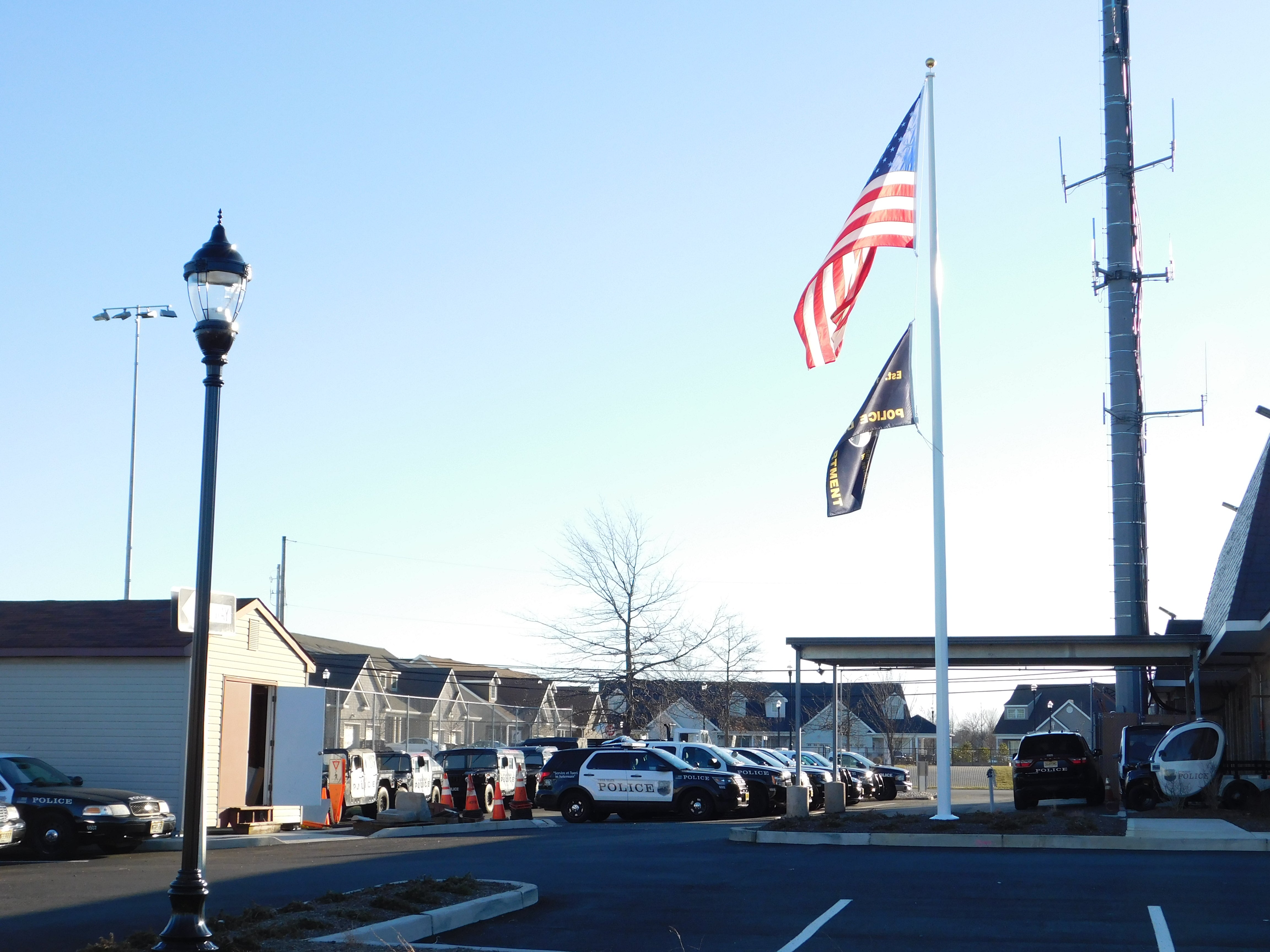 Commercial Internal Fiberglass Flagpole - Gates Flag & Banner