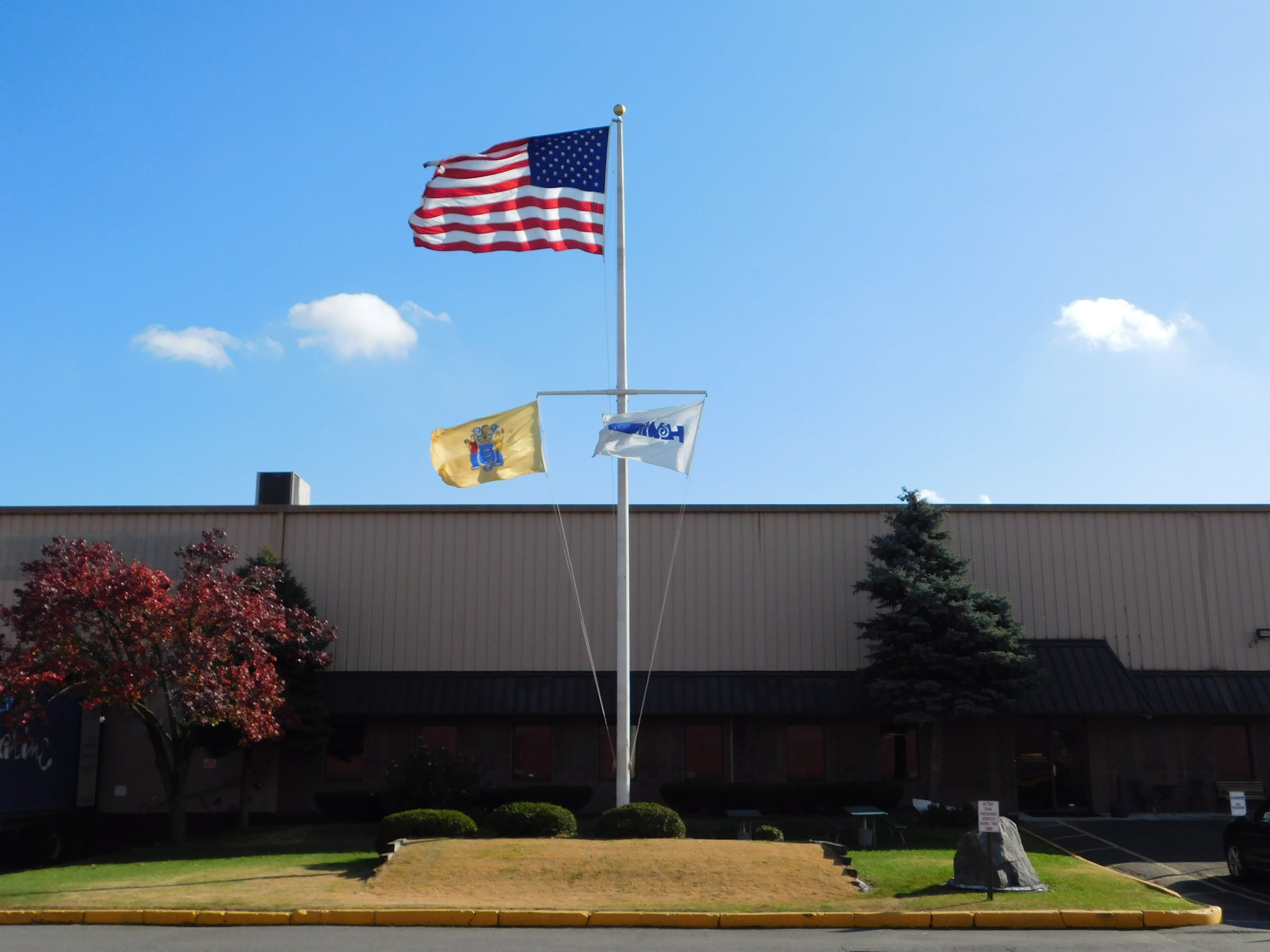 Commercial External Fiberglass Flagpole - Gates Flag & Banner