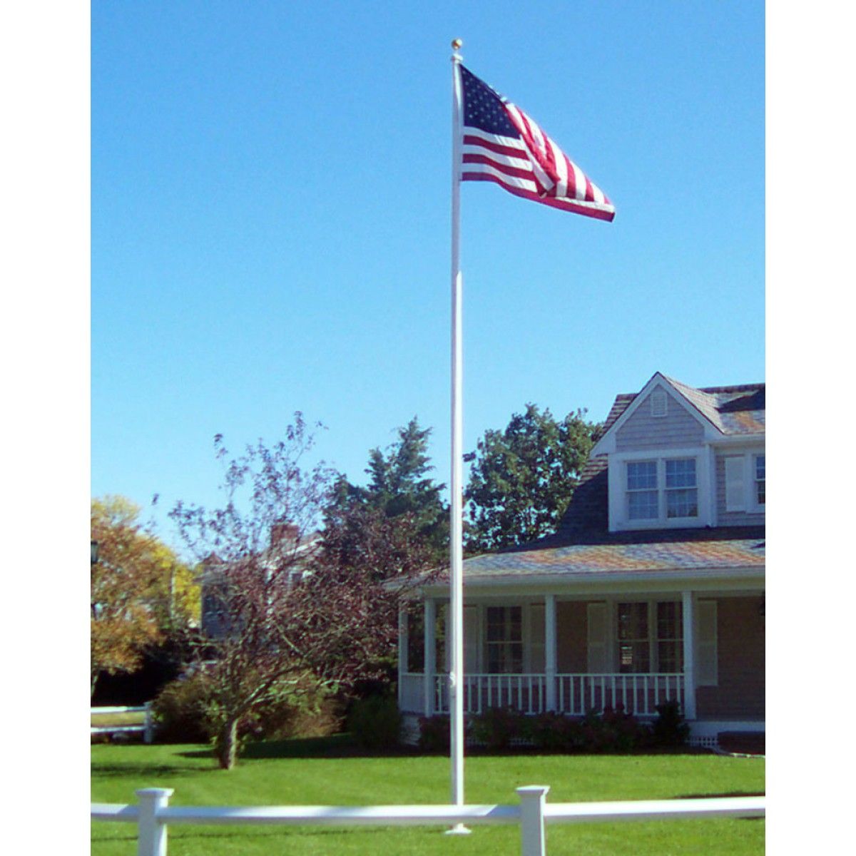 Residential Fiberglass Flagpole - Gates Flag & Banner