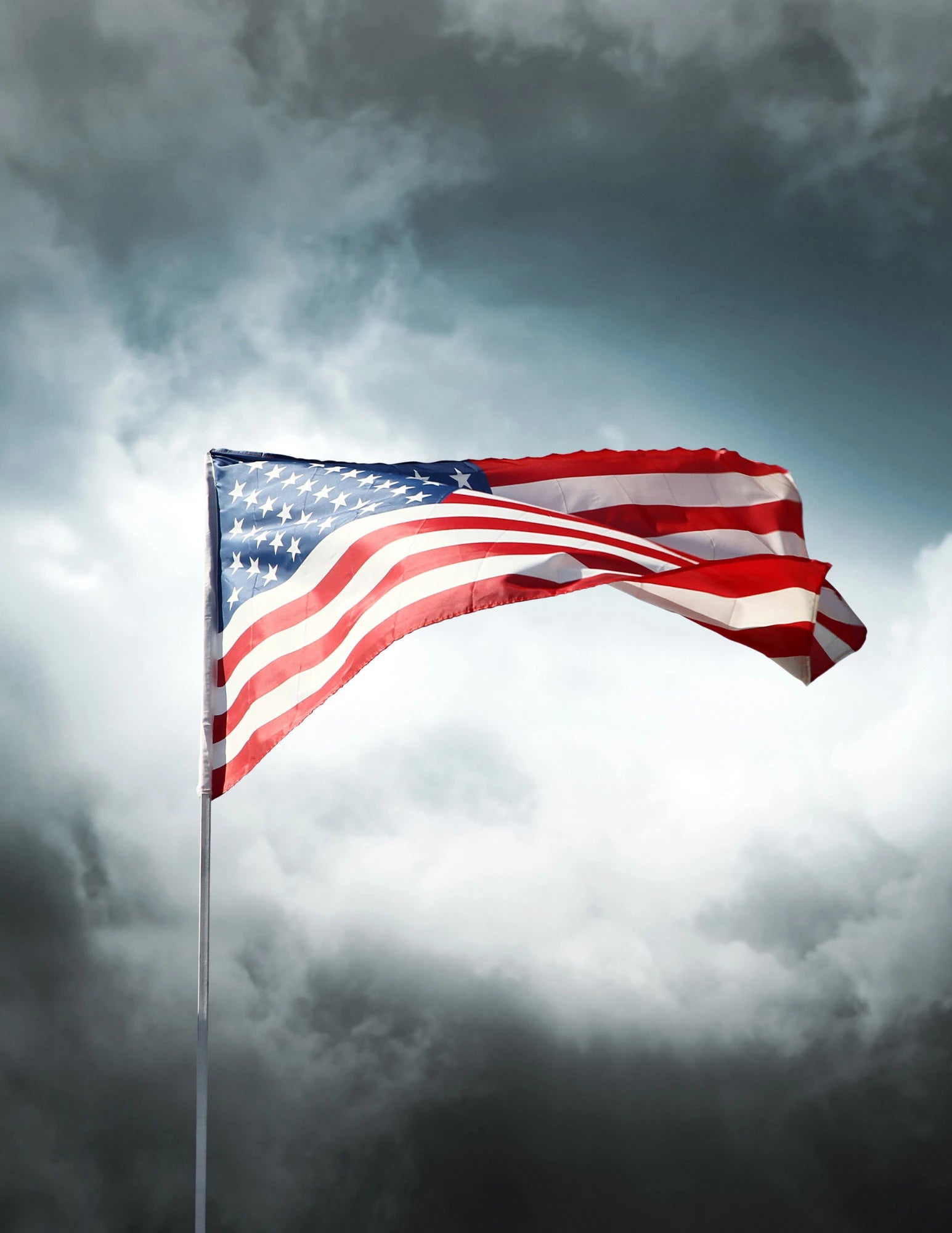 Advice for Flagpole Safety During Storms