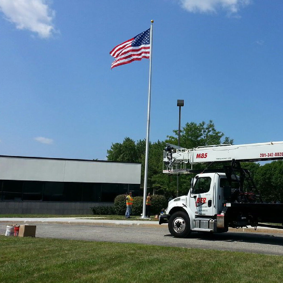65ft Commercial Aluminum Flagpole
