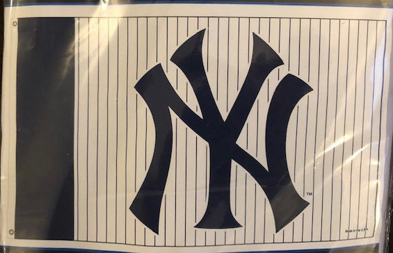 New York Yankees Deluxe Flag